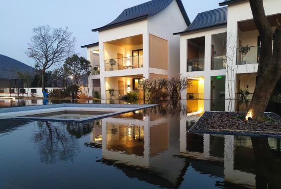 Hotel Zhuoyue Health Hot Spring Homestay