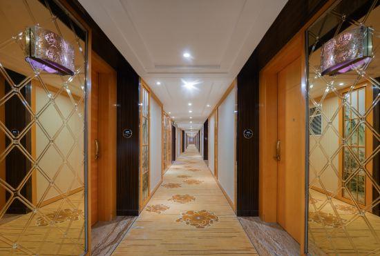 Meihao Lizhi Hotel (Nanjing South Railway Station Mingfa Plaza Subway Station Store)