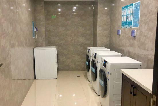 Yuanzheng Hotels