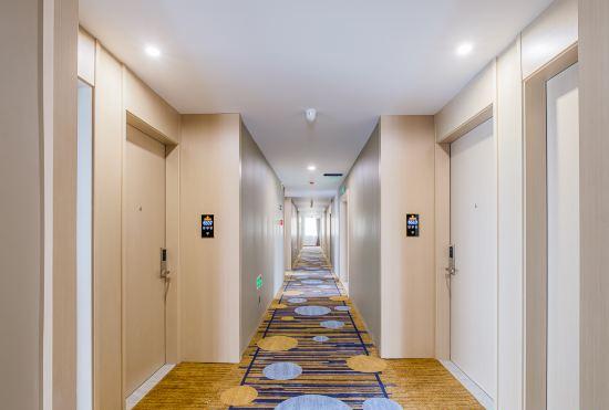 Гостиница Kaiyuan M Hotel (Shaoxing Keqiao Linglong Branch)
