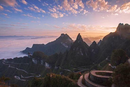 Гостиница Home Inn (Zhangjiajie Tianmen Mountain, Dayong Fucheng)