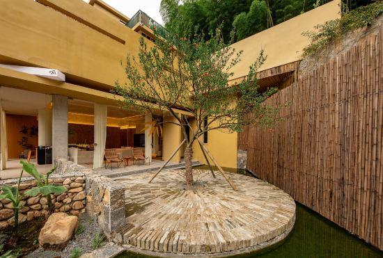 Гостиница Zhangjiajie Wulingyuan Yuzhu Homestay