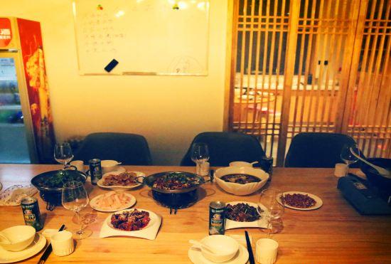 Гостиница Zhangjiajie Wulingyuan Bamboo Holiday Homestay