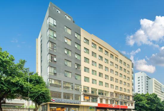 Yilong Yitang Hotel (Shenzhen East Railway Station Buji Subway Station Branch)