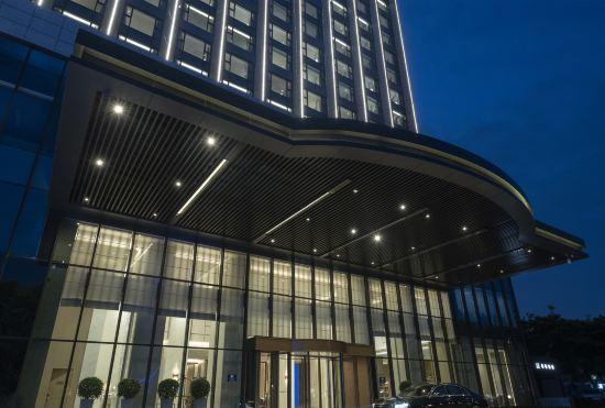 DoubleTree by Hilton Shenzhen Nanshan Hotel & Residences
