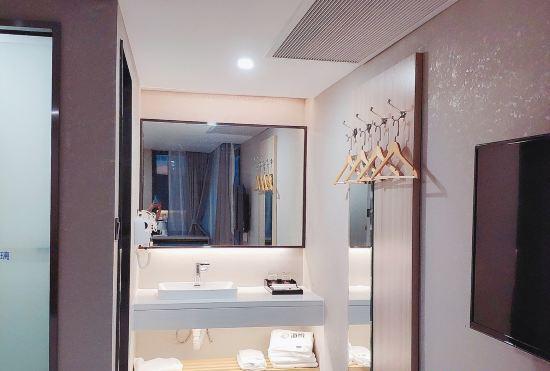 Гостиница Shenzhen Haiyue Hotel (Nanshan Window of the World Branch)