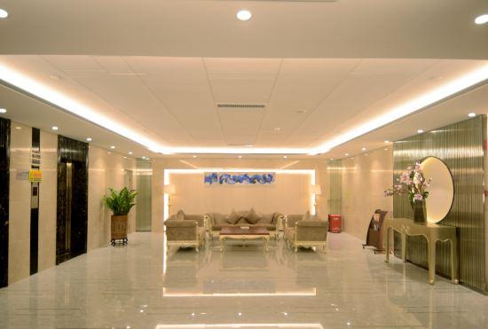 Гостиница Ramada by Wyndham Shenzhen Baoan