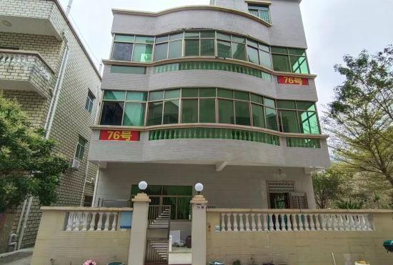 Гостиница Shenzhen 76 B&B