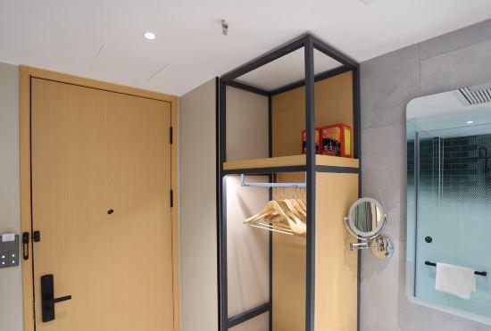 Shenzhen Futian Huaqiang North Qiuguo Hotel