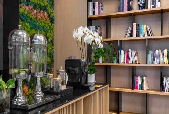 Hotel Country Inn & Suites By Radisson (Kunming High-tech Xicheng Times)
