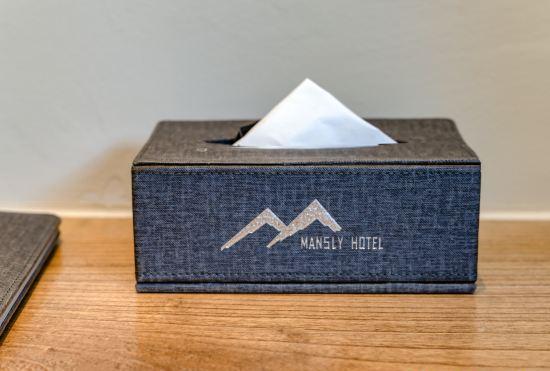 Man · Hotel（Kunming Railway Station Tangzixiang Subway station store）