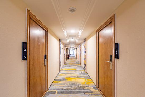 Peas Hotel (Kunming Wanda Plaza Branch)