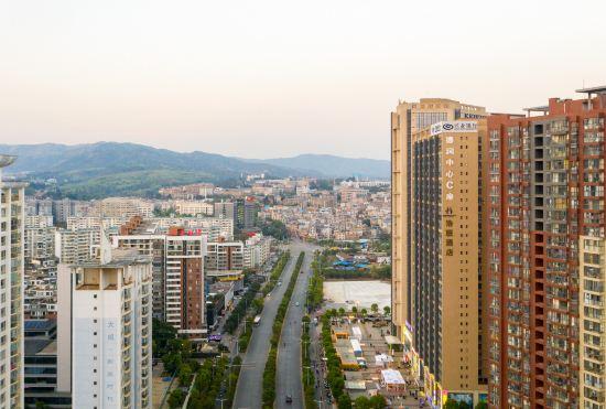 Гостиница Highest Joint Hotels & Resort (Kunming Derun Center)