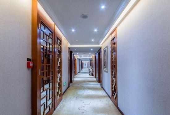 Mingdu Hotel (Kunming Jiaosanqiao Hydropower Technology Building Store)