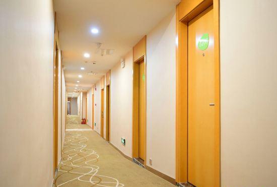 Гостиница Huating Business Hotel