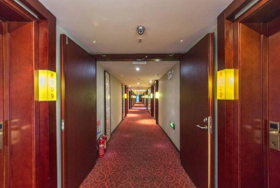 Baiwei Business Hotel (Qinhuangdao Railway Station)
