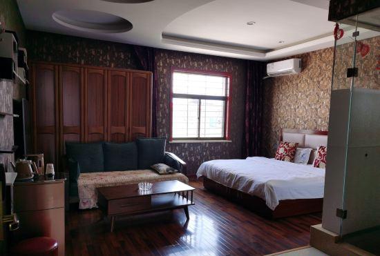 Гостиница Linyi Xinnongxiang Express Homestay