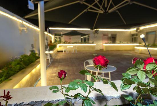 Hotel A homestay in Dushanzi District