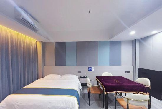 Atour Hotel (Dongguan International Convention and Exhibition Center Shanmei Subway Statio
