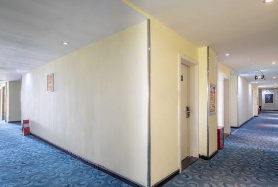 Hotel 7 Days Inn (Dongguan Houjie Convention and Exhibition Center)