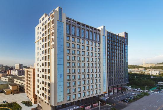 Kyriad Marvelous Hotel