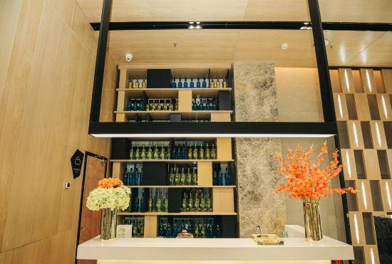 Yishang Hotel (Hefei South Railway Station Luogang Central Park)