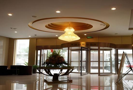 Гостиница GreenTree Inn (Luogang Central Park Branch of Hefei High Speed Railway South Station)