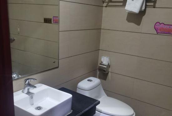 Гостиница Dongxin Hotel