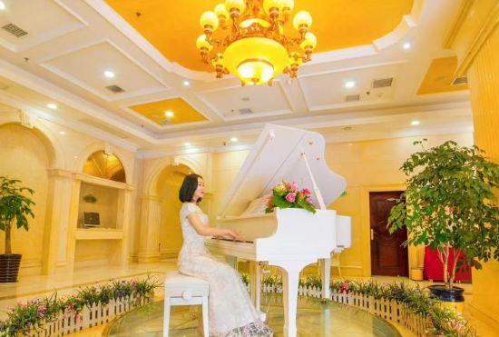 Гостиница Vienna Hotel (Hengyang Zhengxiang Nanhua University)