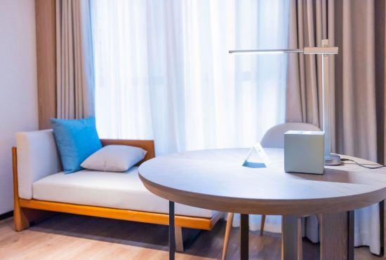 Yishang Hotel (Huangshigang Wanda Plaza Branch)