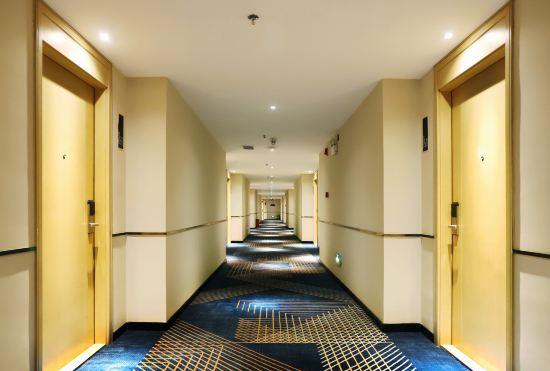 Гостиница Urban Convenience Hotel (Jiangmen Lotus Pond Center Plaza Jinyicheng Branch)