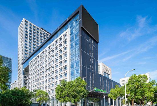 Гостиница Holiday Inn Express Wuhan Jinyin Lake, an IHG Hotel