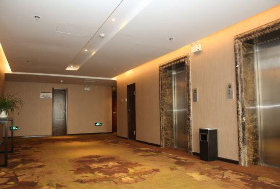 Гостиница Ripple Hotel (Weihai Wendeng Bus Station)
