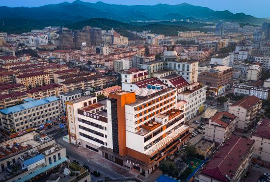 Weihai Weigao Plaza Manxin Hotel