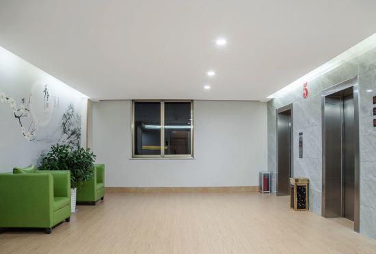 Гостиница Manju Hotel (Weihai High Speed Railway North Station International Beach Branch)