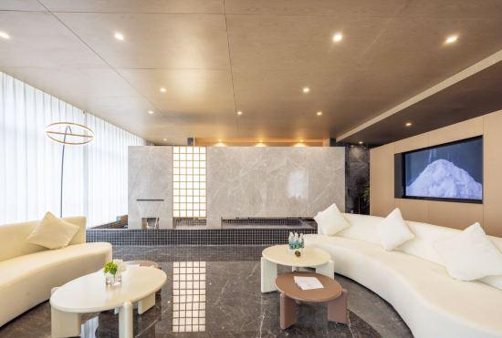 Гостиница Jinyi Best Hotel (Zhangjiakou High-speed Railway Station)