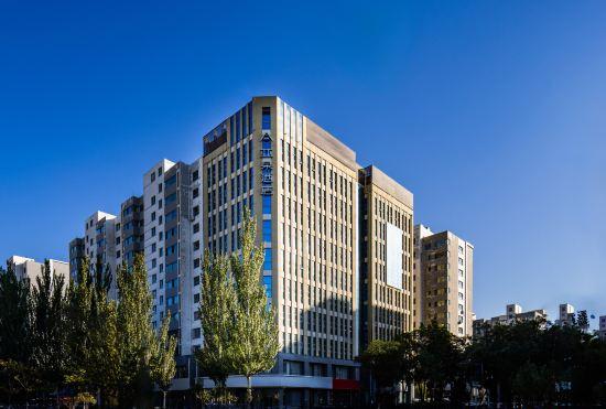 Гостиница Atour Hotel (Zhangjiakou High-speed Rail Station Civil Square)