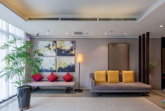 Гостиница Home Inn Plus (Zhengzhou CBD Convention and Exhibition Center)