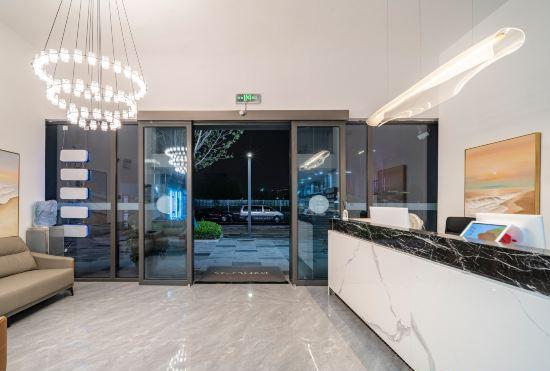 Гостиница Chenxing Hotel (East Square of High-speed Railway East Station Boxue Road Subway Station B