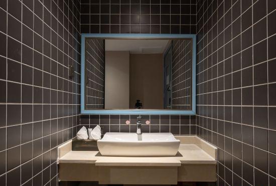 Ward Hotel (Zhengzhou University High-tech Campus)