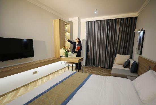 Hotel Talent Building (Taierzhuang Ancient City Branch)