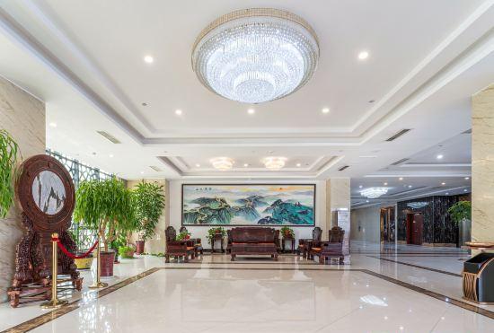 Yunbai Hotel