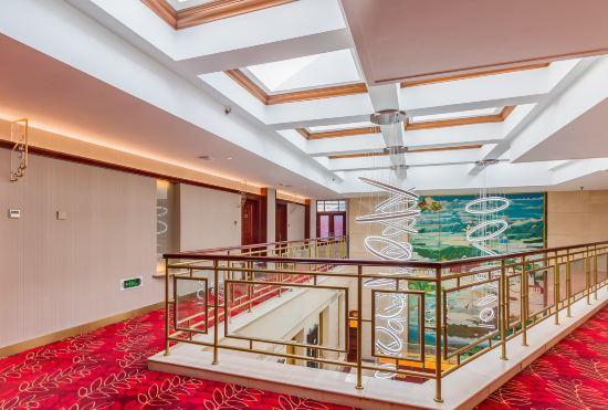 The Qomolangma Hotel