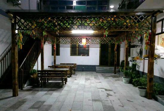Гостиница Kunlun Inn