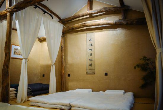 Гостиница Long Table Inn