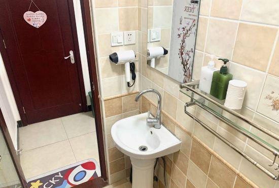 Гостиница Beijing Penglaiju Inn