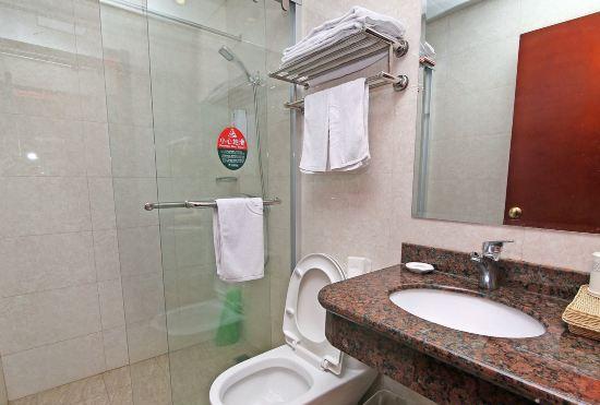 GreenTree Inn Shell Hotel (Shanghai Hongqiao Airport Huqingping Road Branch)