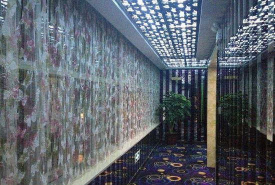 Bole Shi Shang Hotel