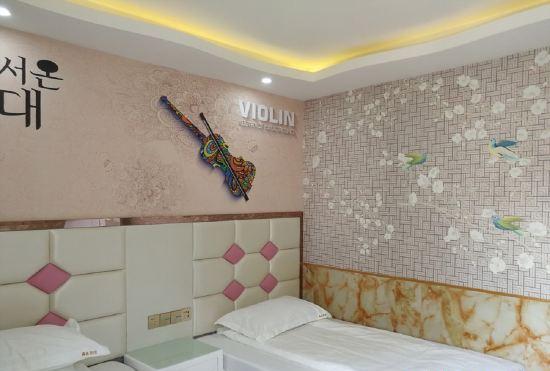Гостиница Shanghai Haidong Hotel