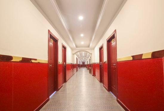 Гостиница Jiujie Business Hotel